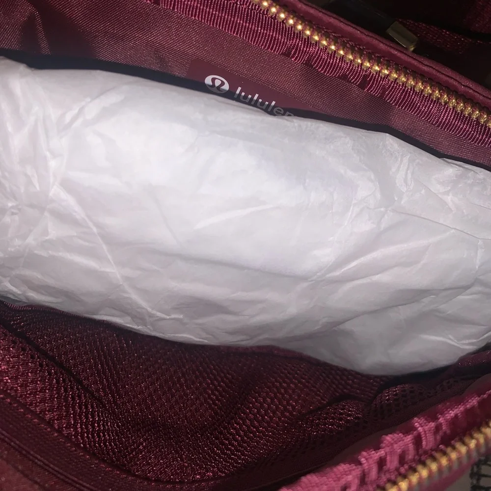 lululemon belt bag